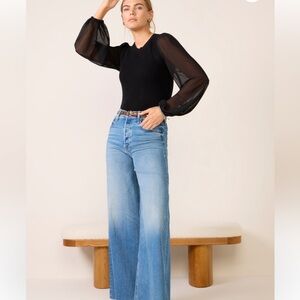 Evereve Marina Pullover w/ sheer sleeves